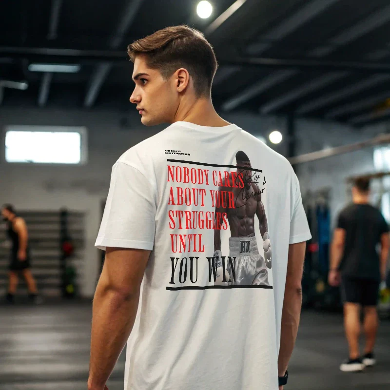 Camiseta streetwear ancha RISE & CONQUER - Image 5
